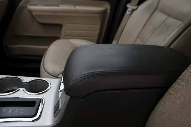 2010 Lincoln MKX Base photo 4