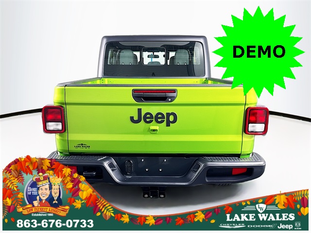2025 Jeep Gladiator Sport photo 2