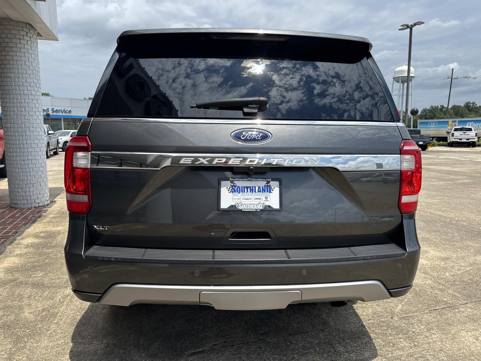 2019 Ford Expedition XLT photo 5