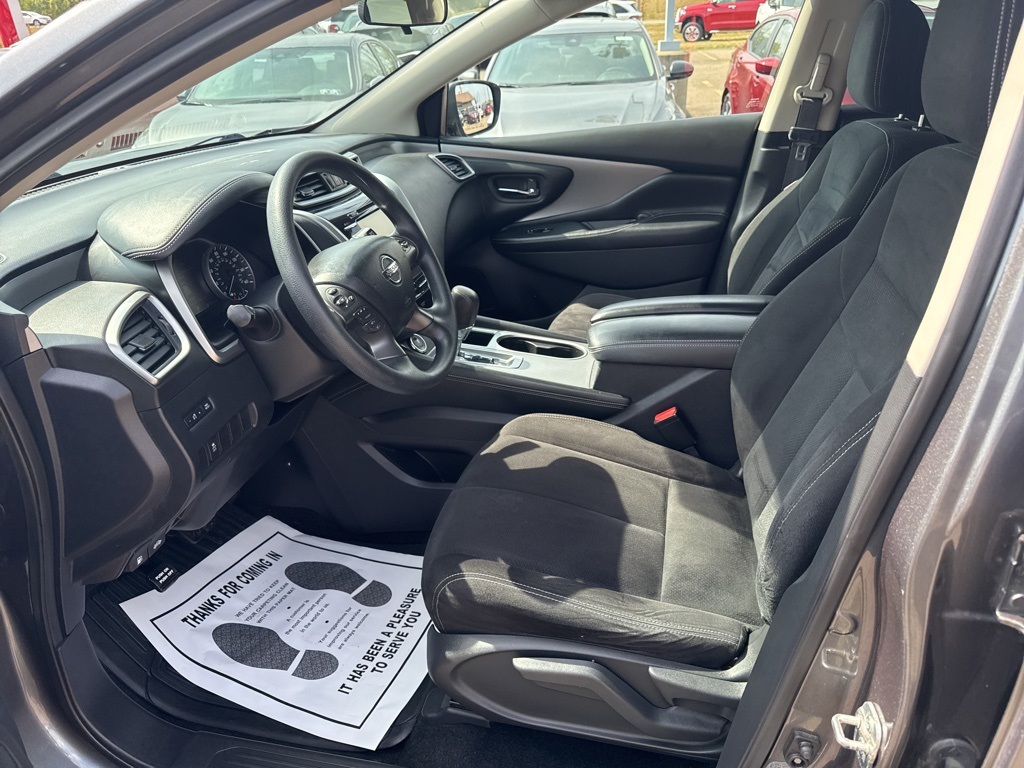 2019 Nissan Murano S photo 10