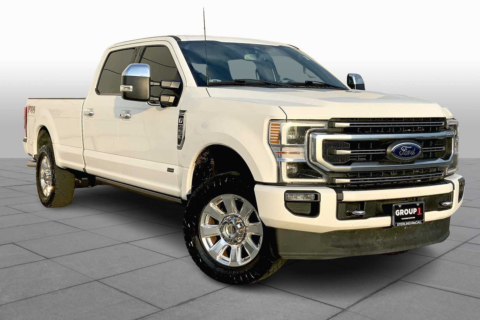 2022 Ford F-350 Platinum photo 2