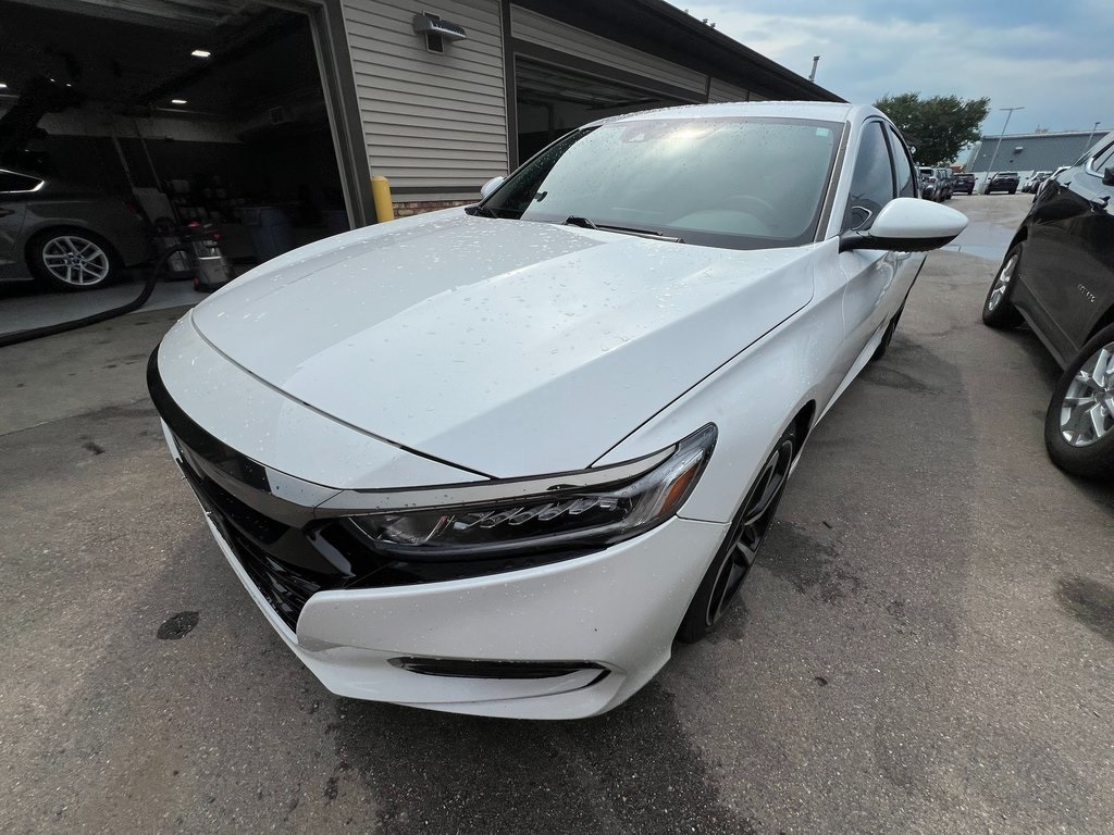 2018 Honda Accord Sport photo 3
