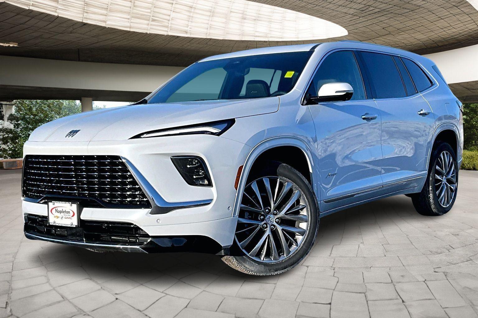 2026 Buick Enclave Avenir's photo