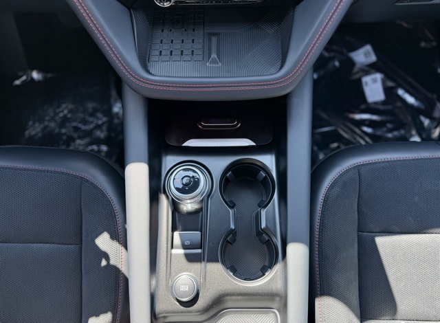 2025 Ford Explorer ST photo 28