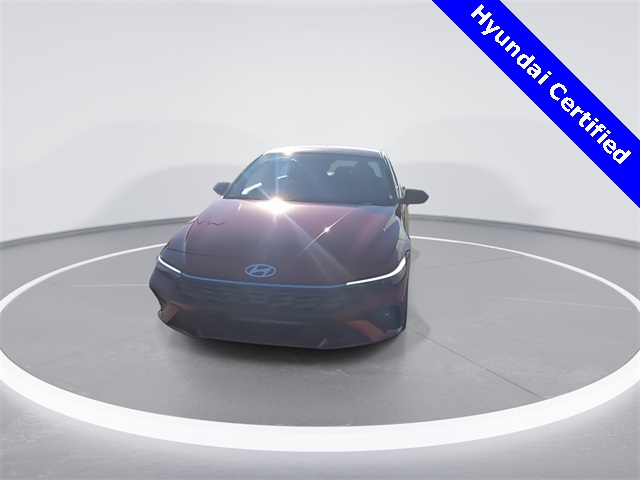 2025 Hyundai Elantra SEL Sport photo 3