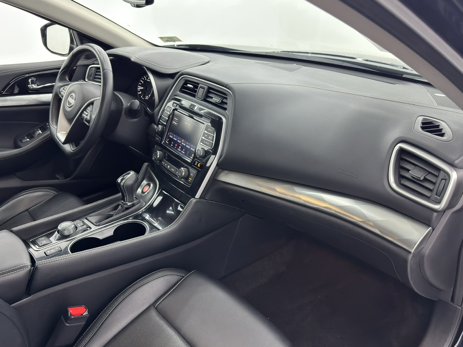 2023 Nissan Maxima SV photo 46