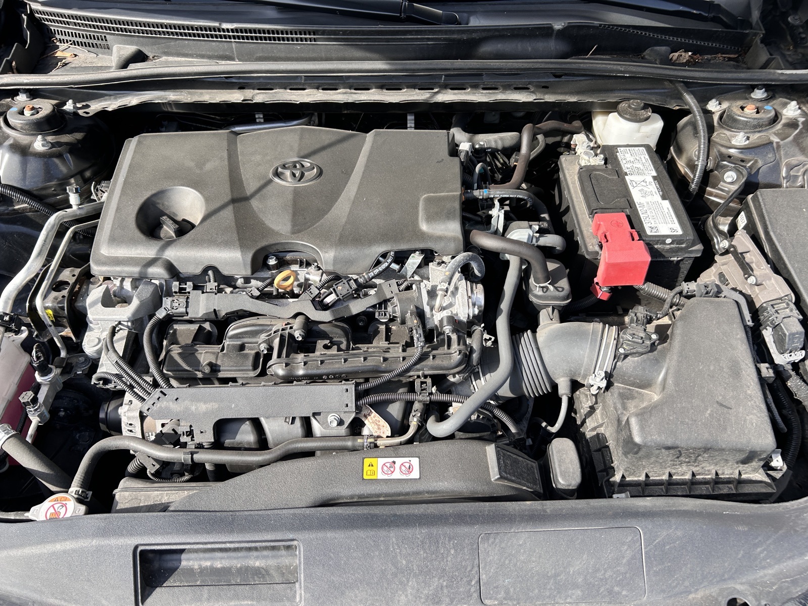 2022 Toyota Camry XSE photo 3