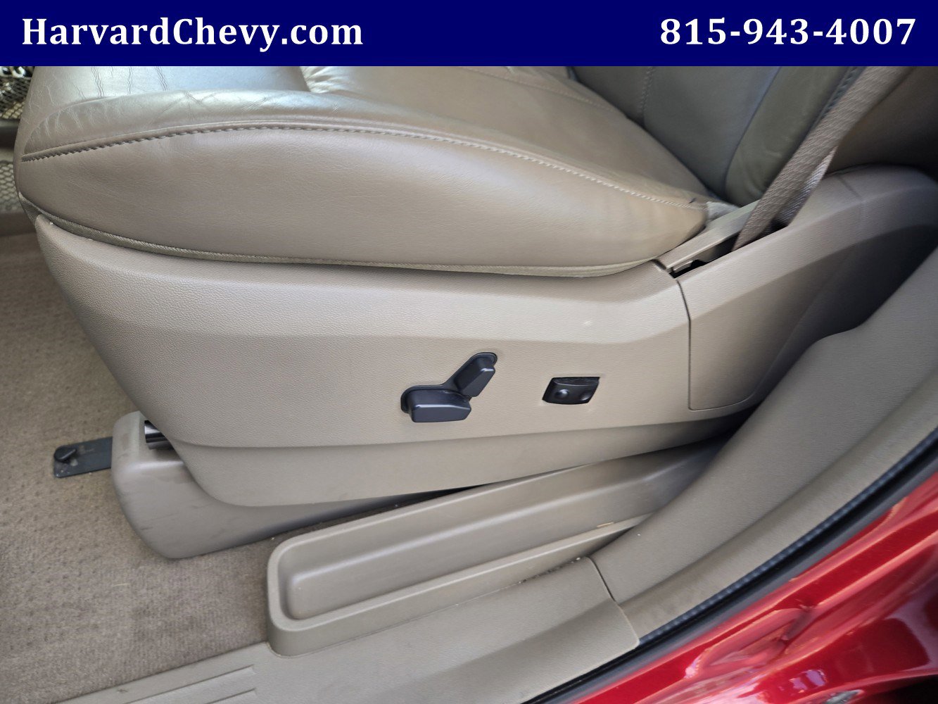 2015 Chrysler Town & Country Limited Platinum photo 18