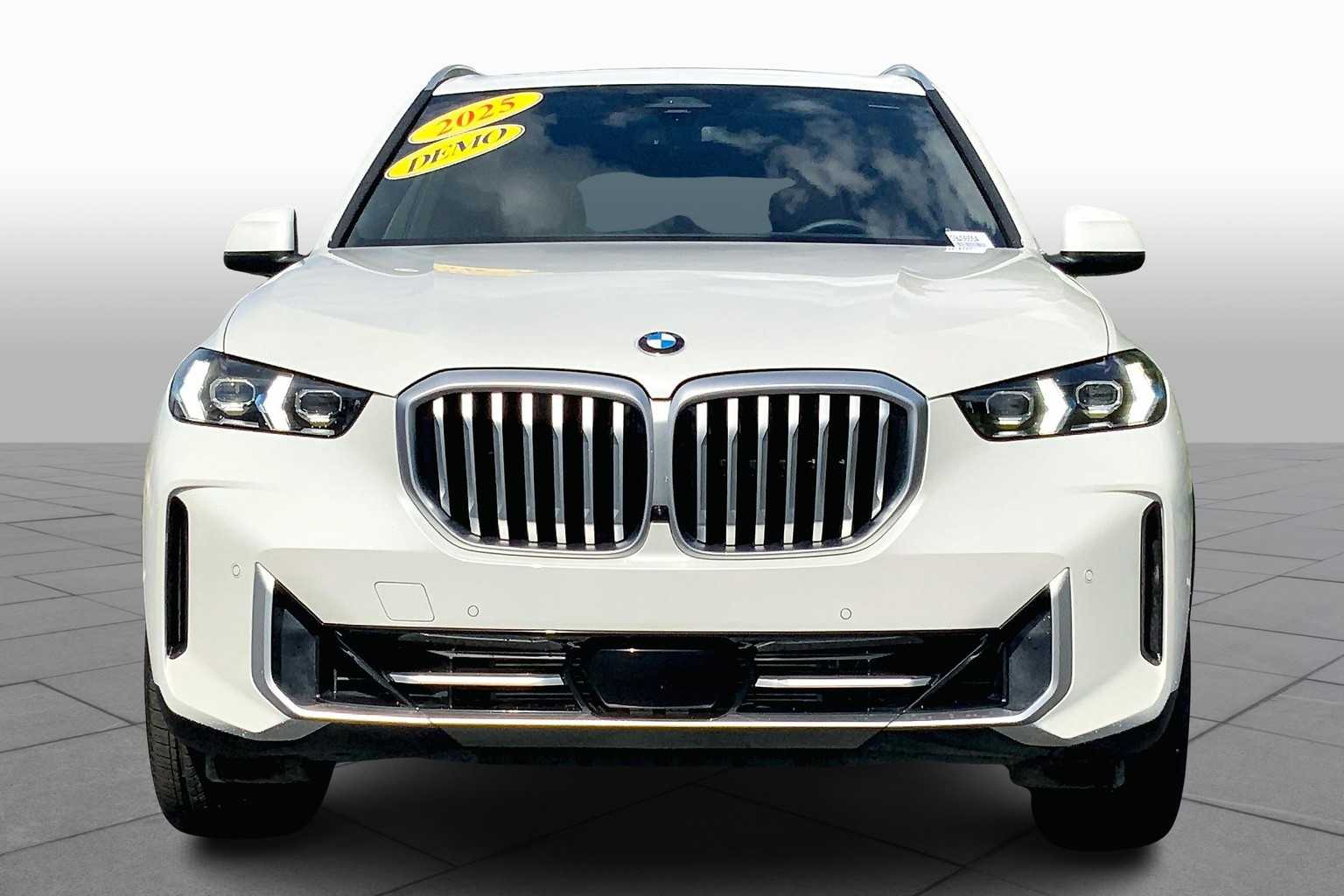 2025 Bmw X5 xDrive40i photo 3