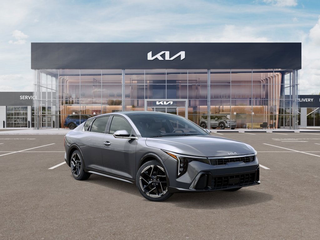 2025 Kia K4 GT-Line photo 7