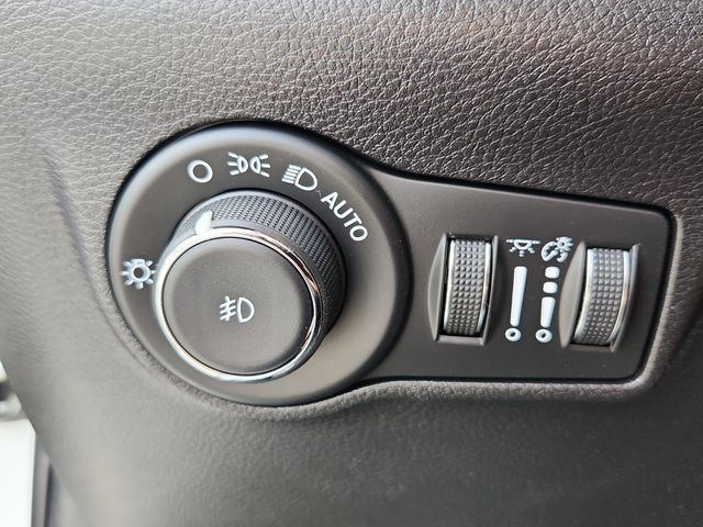 2024 Jeep Compass Latitude photo 20