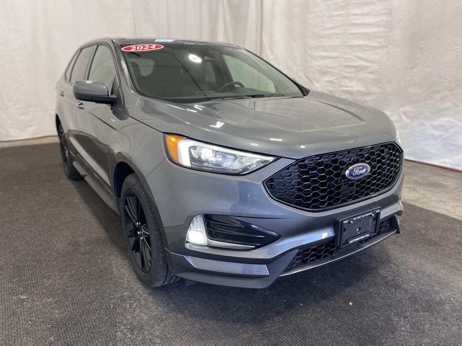 2024 Ford Edge ST-Line photo 3