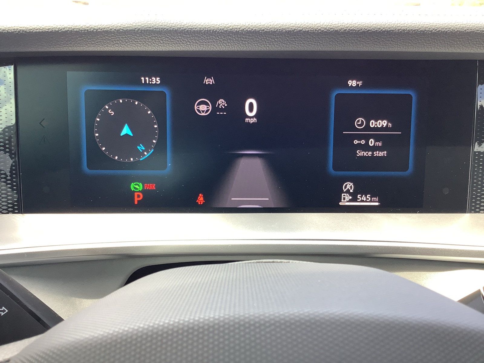 2025 Volkswagen Tiguan SE photo 17