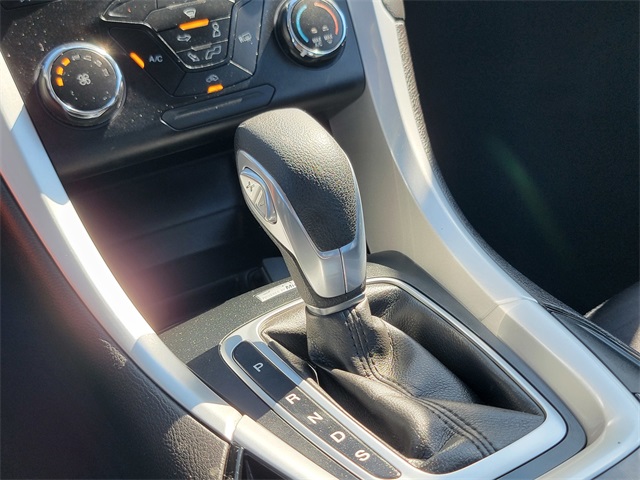 2014 Ford Fusion SE photo 23