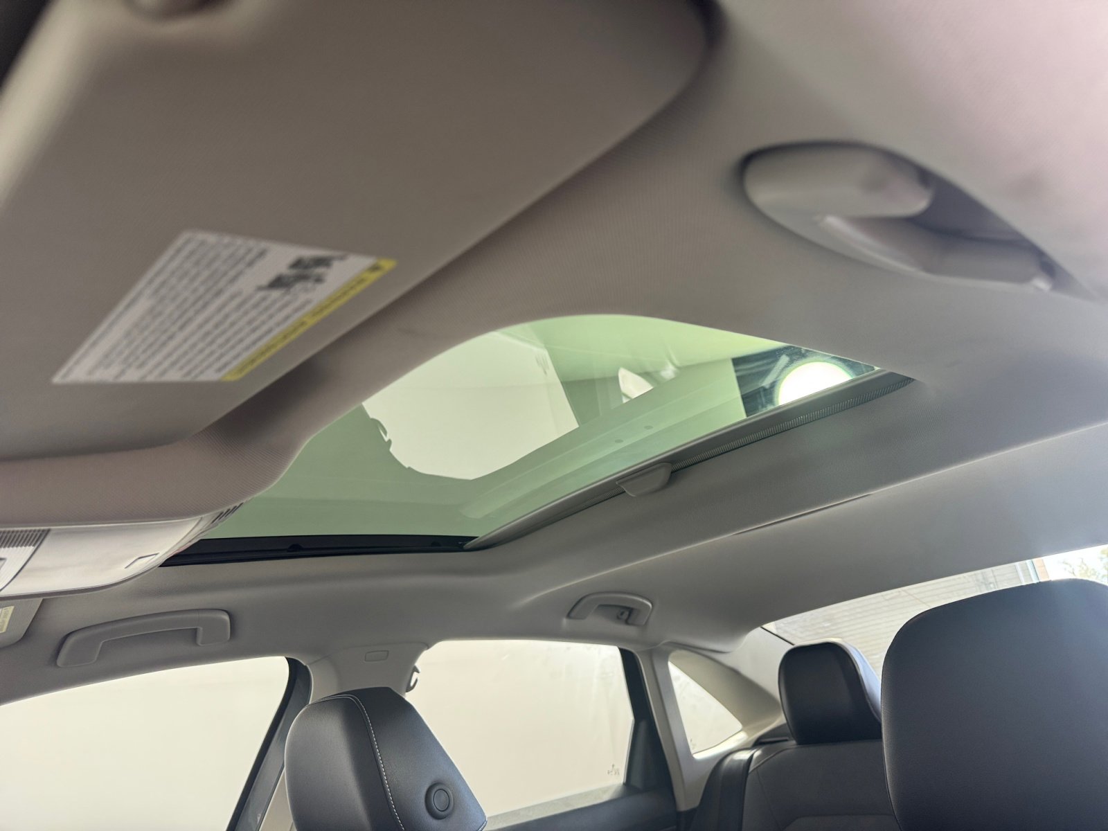 2025 Volkswagen Jetta SE photo 3