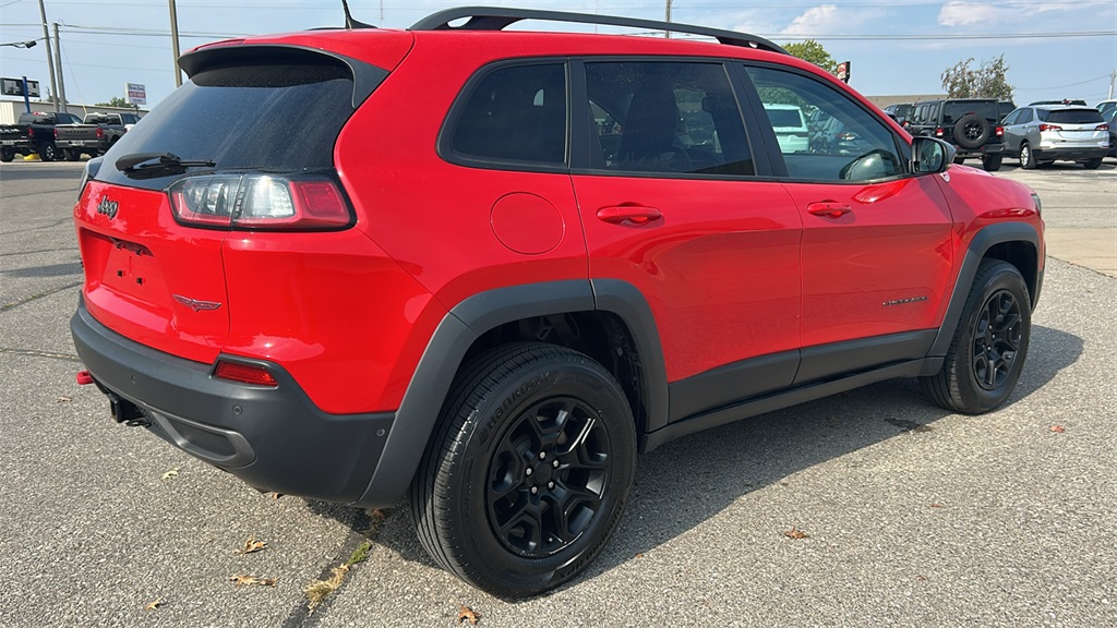 2019 Jeep Cherokee Trailhawk photo 3