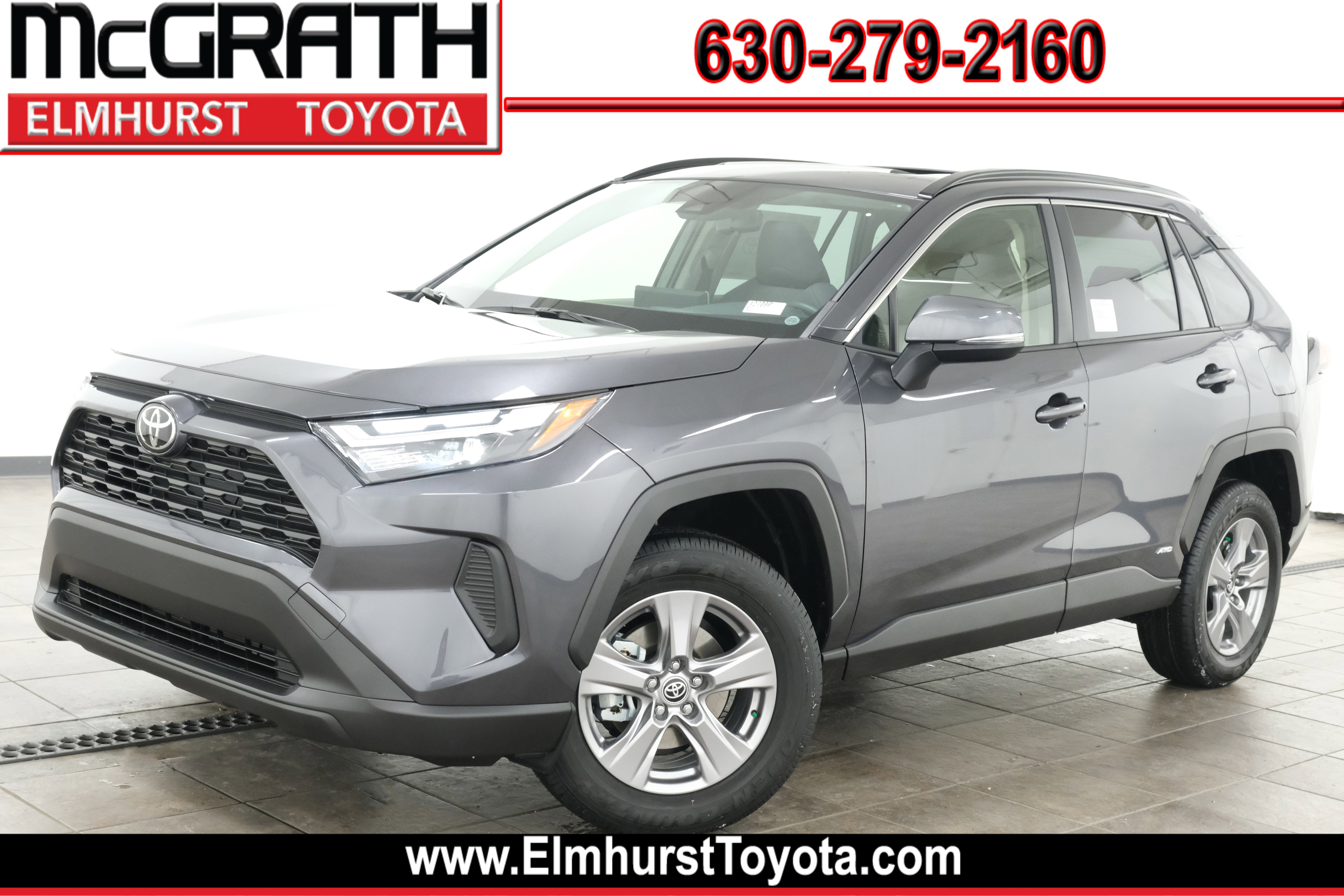 2025 Toyota RAV4 XLE's photo