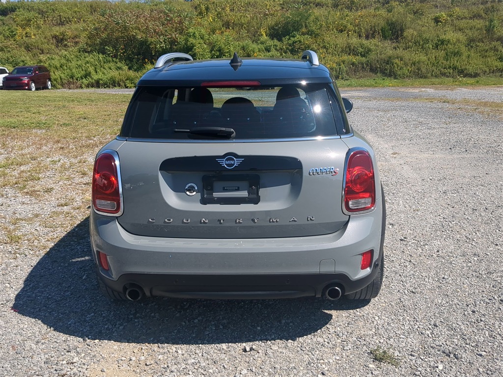 2019 Mini Cooper S Iconic photo 3