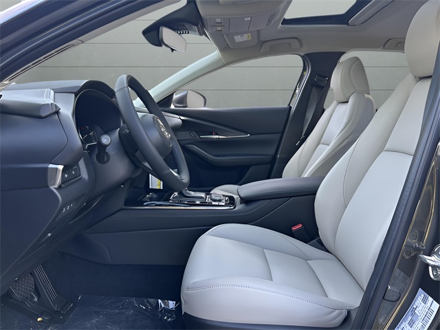 2025 Mazda CX-30 2.5 S Preferred photo 11