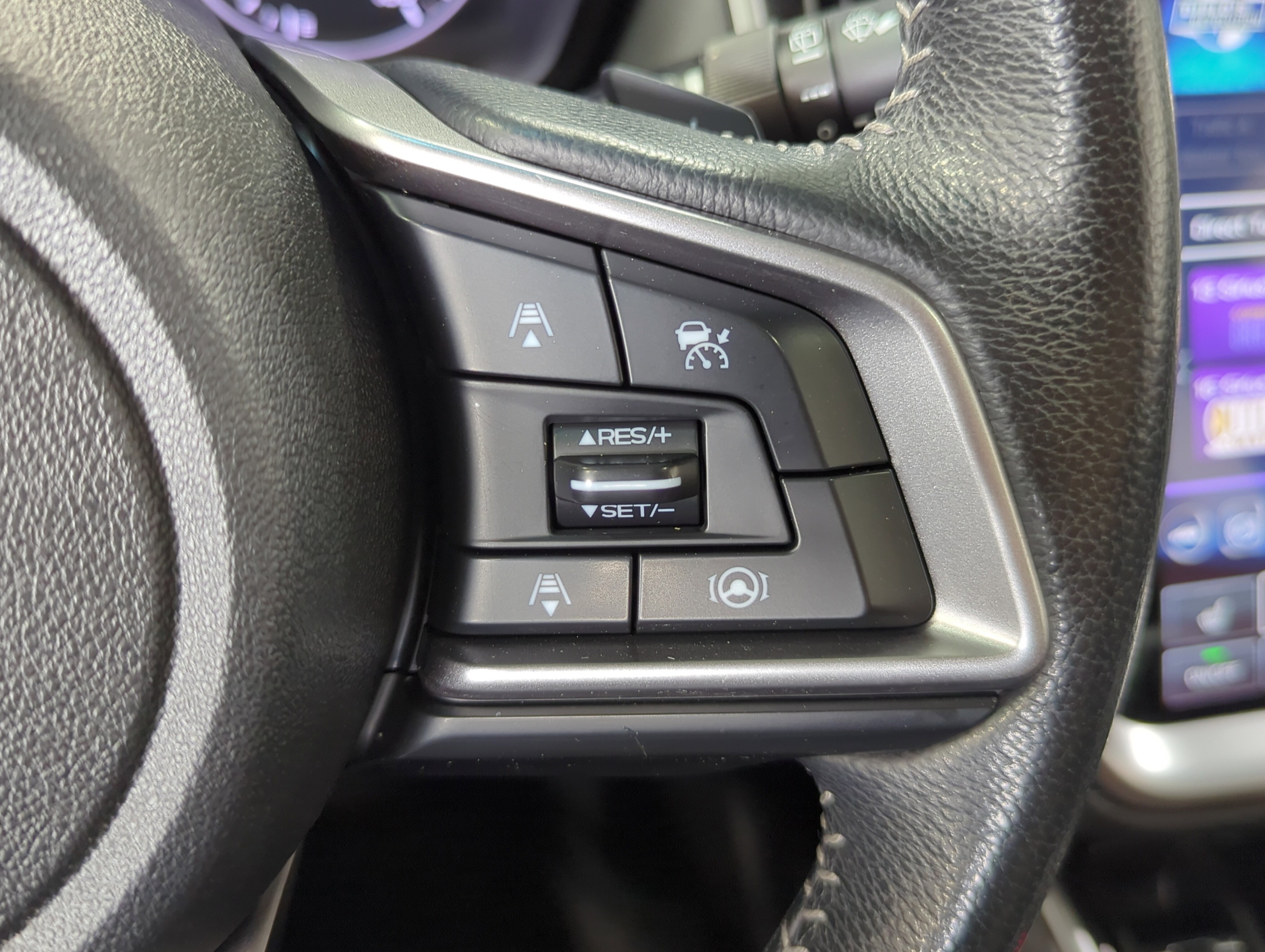 2022 Subaru Outback Premium photo 17