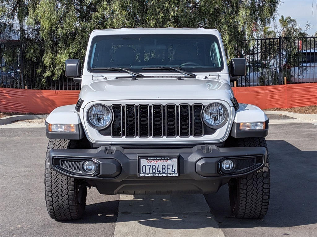 2025 Jeep Gladiator Sport photo 4