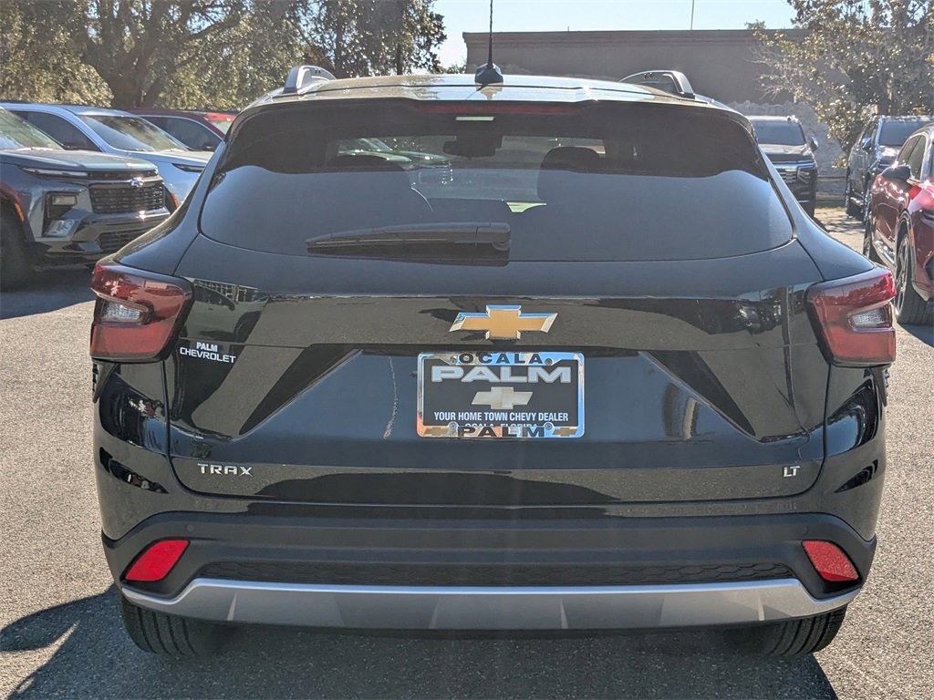 2026 Chevrolet Trax LT photo 4