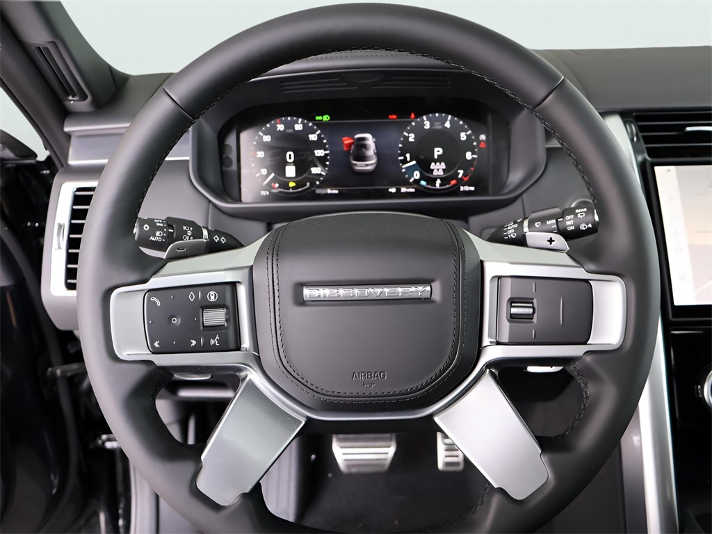 2025 Land Rover Discovery Metropolitan Edition photo 25
