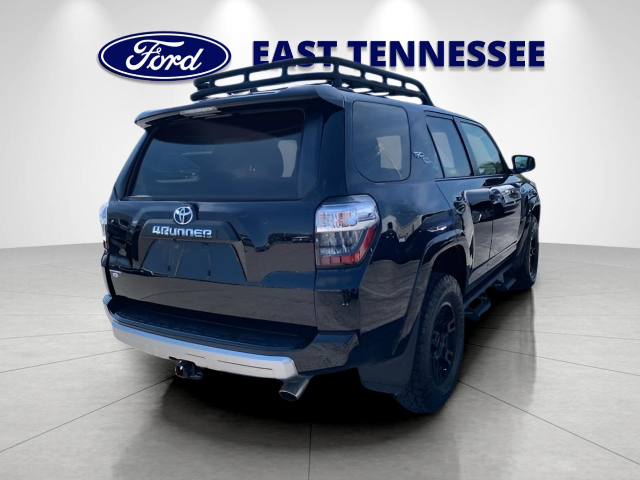 2022 Toyota 4Runner TRD Off-Road Premium photo 3