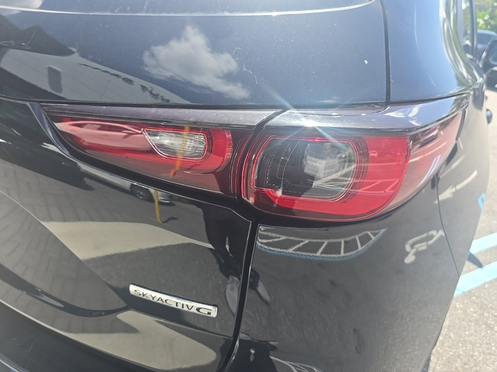 2023 Mazda CX-5 2.5 S Preferred photo 2