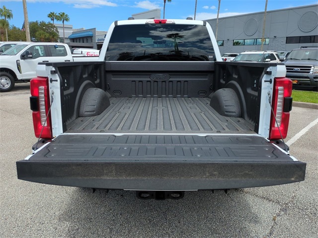 2026 Ford F-250 photo 13