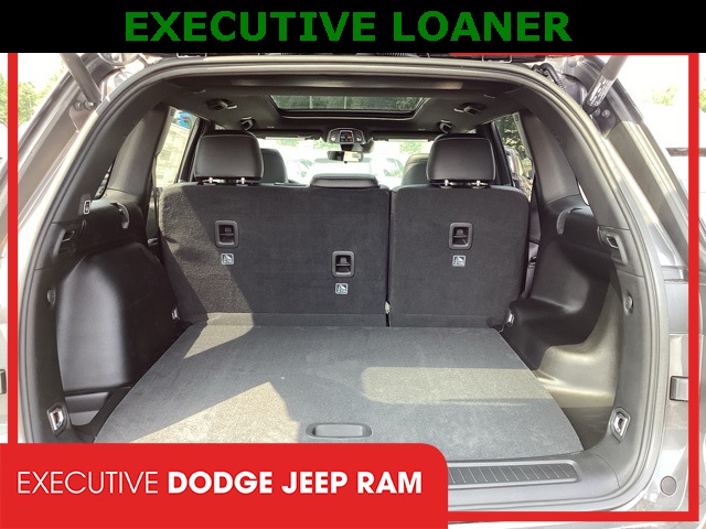 2025 Jeep Grand Cherokee Limited photo 17