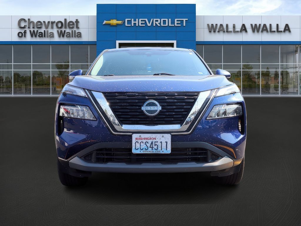 2022 Nissan Rogue SV photo 9