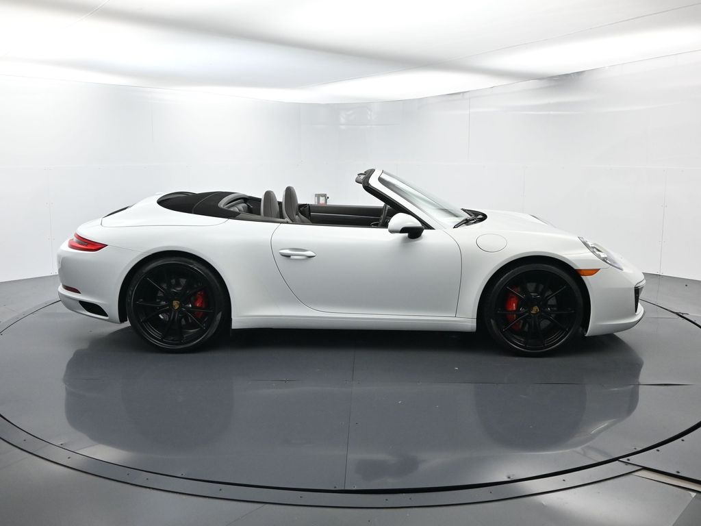 2019 Porsche 911 S photo 14