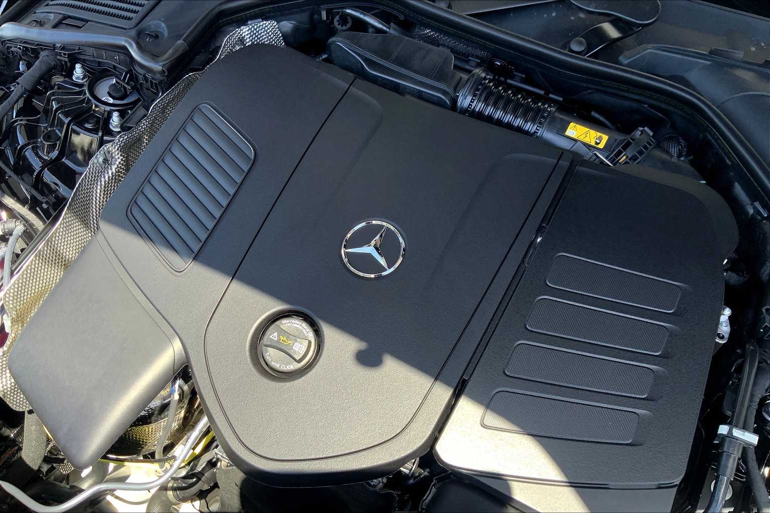 2025 Mercedes Benz C 300 4MATIC photo 19