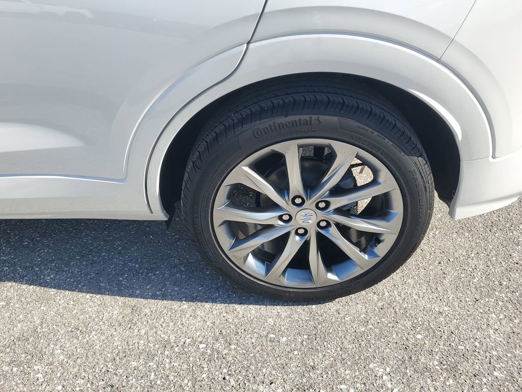 2026 Buick Encore GX Avenir photo 19
