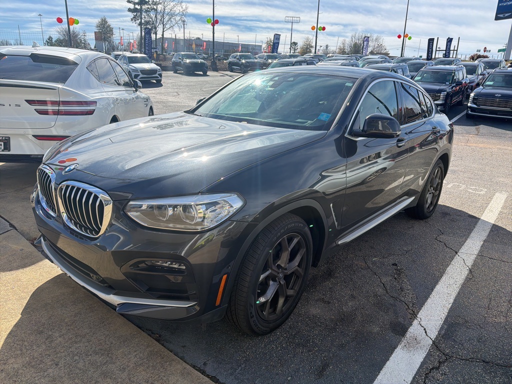 2021 BMW X4 30i's photo