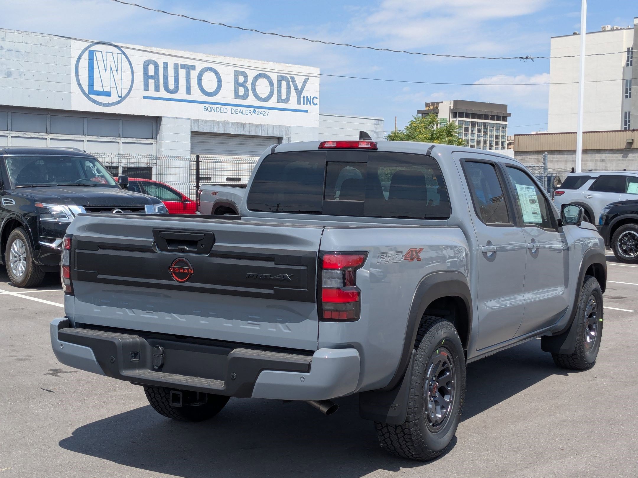 2025 Nissan Frontier Crew Cab PRO-4X photo 3