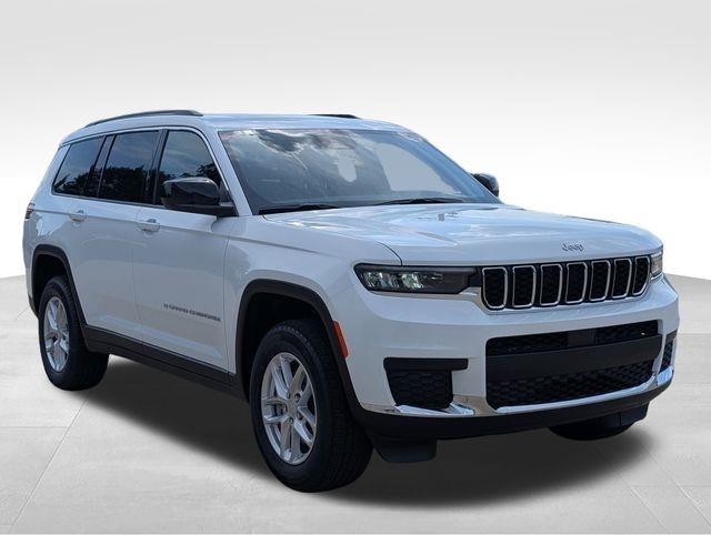 2025 Jeep Grand Cherokee Laredo X photo 7