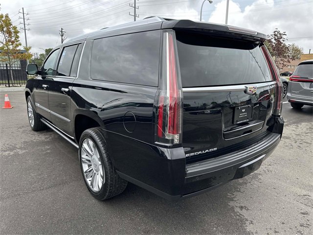 2016 Cadillac Escalade ESV Platinum photo 40
