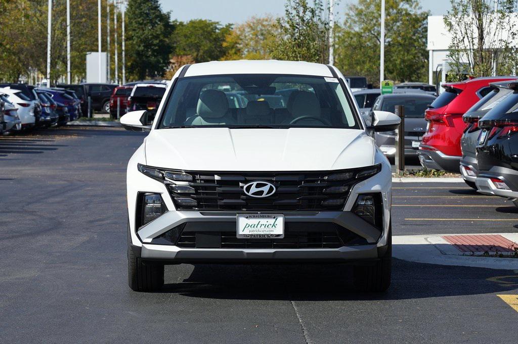 2025 Hyundai Tucson SE photo 2