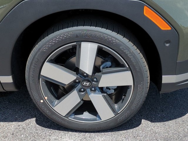 2024 Hyundai Santa Fe Limited photo 9