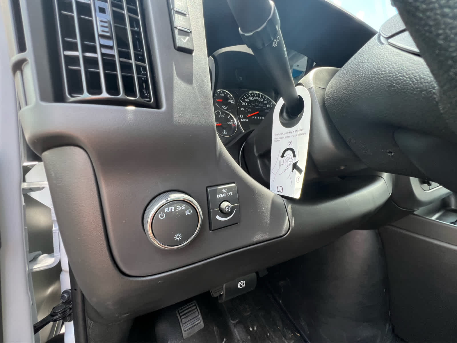 New 2025 Summit White GMC Work Van image 13