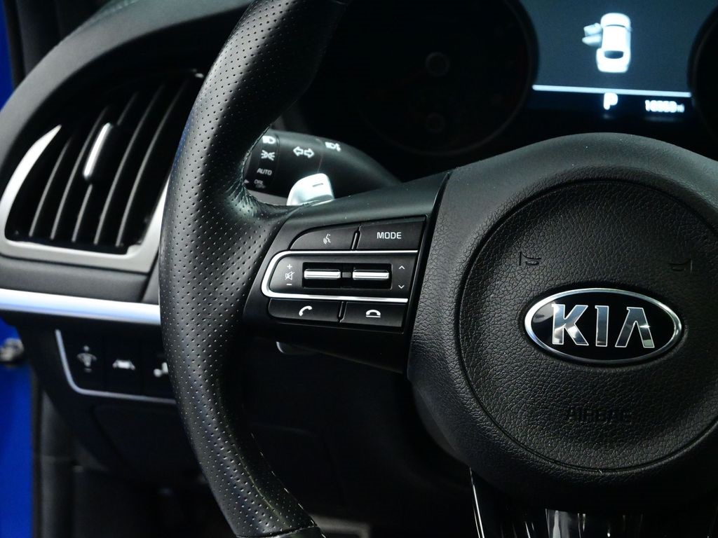 2020 Kia Stinger GT2 photo 4