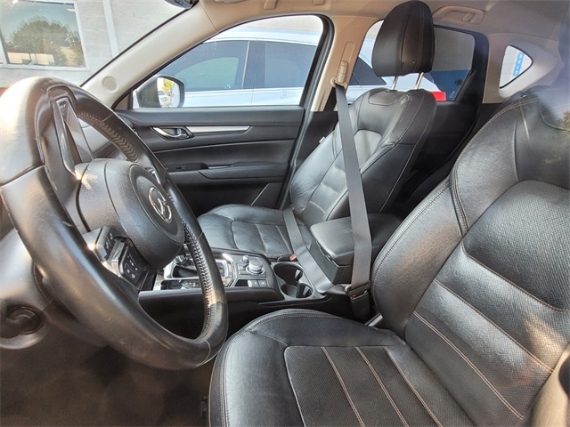 2023 Mazda CX-5 2.5 S Preferred photo 5