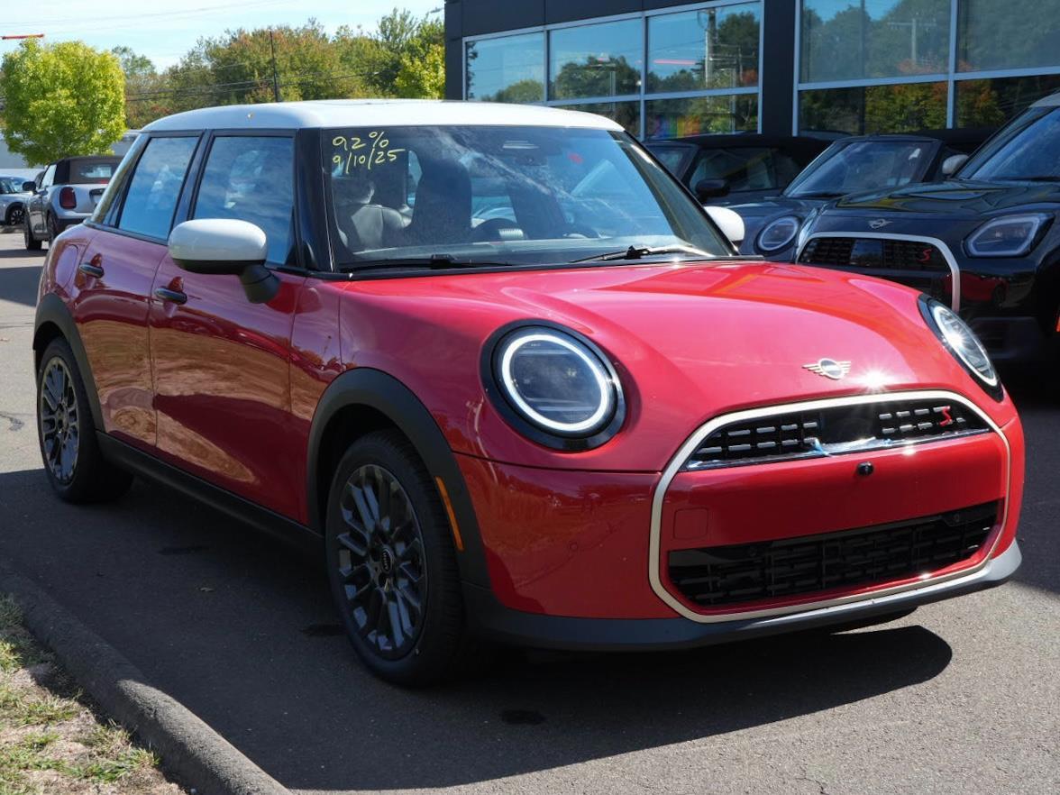 2026 Mini Cooper Hardtop S 4 Door Iconic photo 8