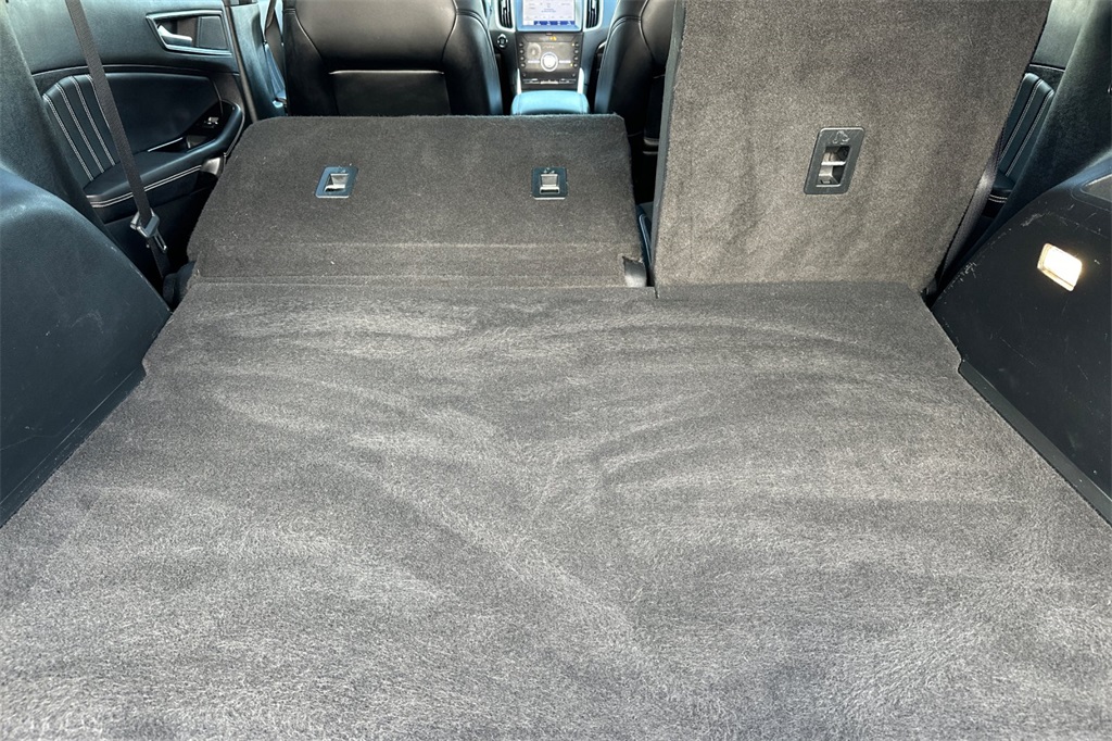 2020 Ford Edge ST photo 14
