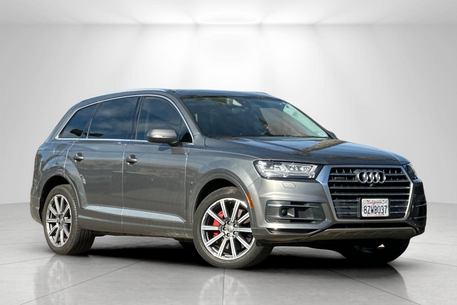 2018 Audi Q7 Premium Plus's photo