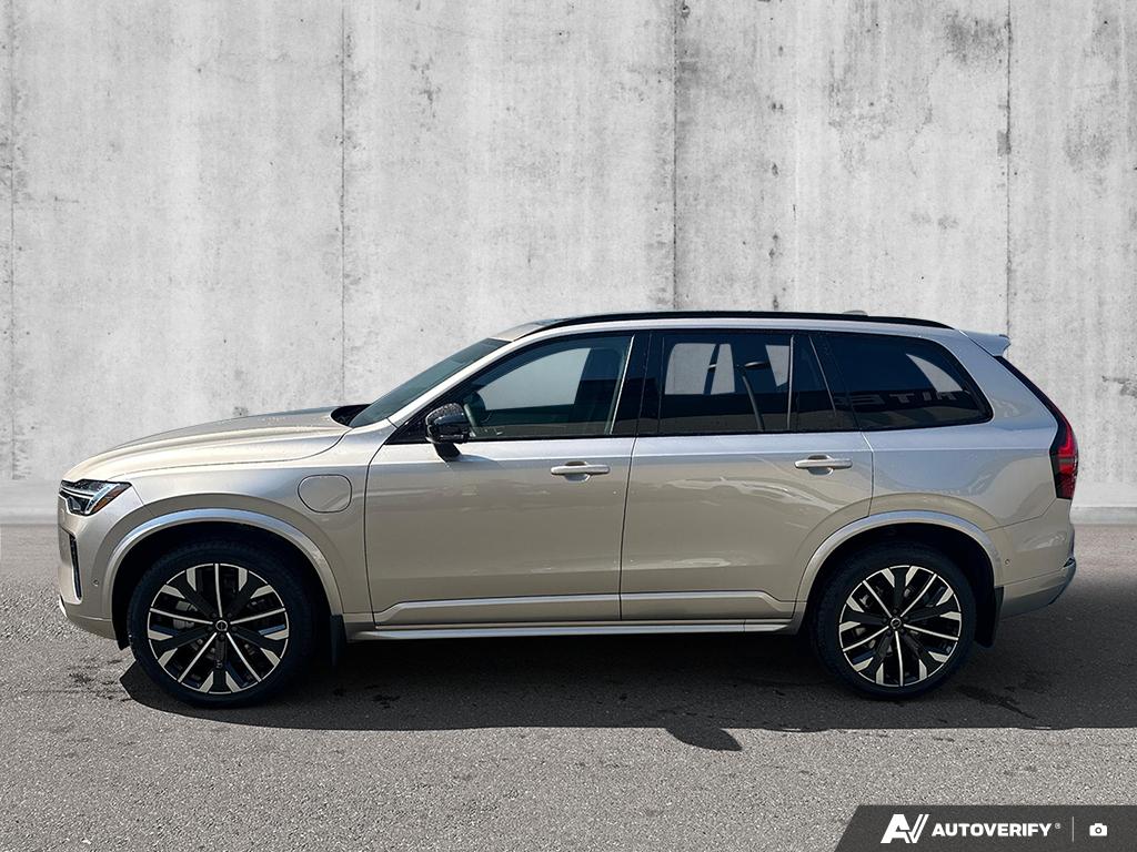 New 2026 Volvo XC90 Plug-In Hybrid T8 AWD Plus Dark Theme 7-Seater