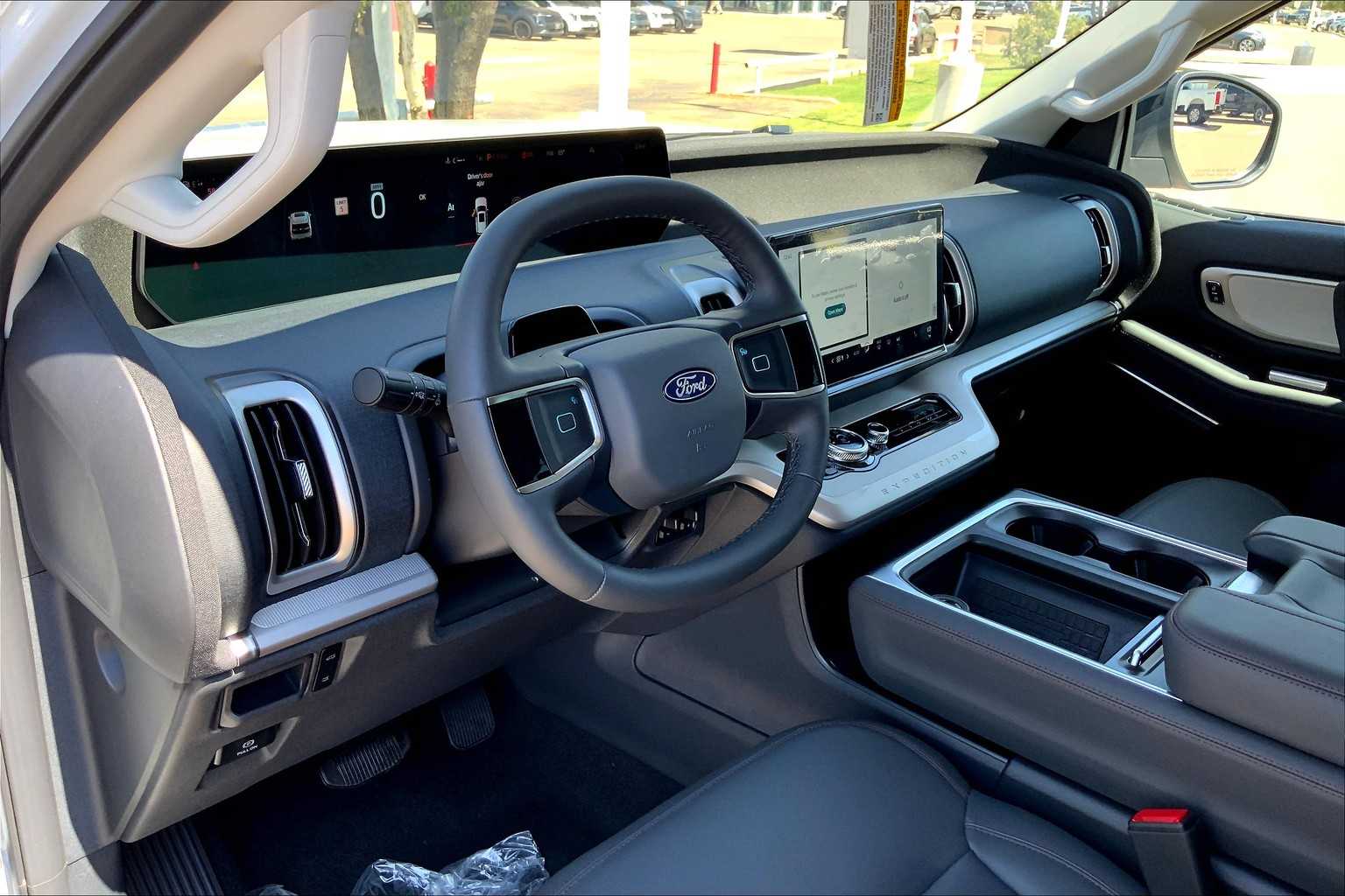 2025 Ford Expedition MAX EL photo 8