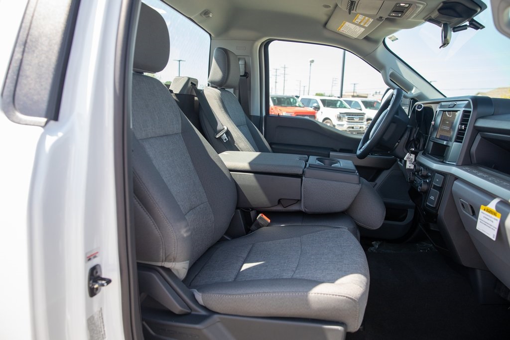 2025 Ford F-350 XL photo 24